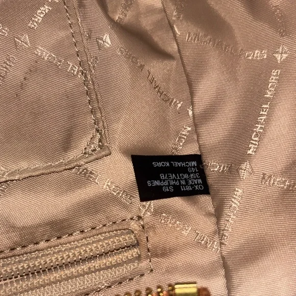 Michael Kors Cream and Gold Tote Bag - Picture 5 of 6